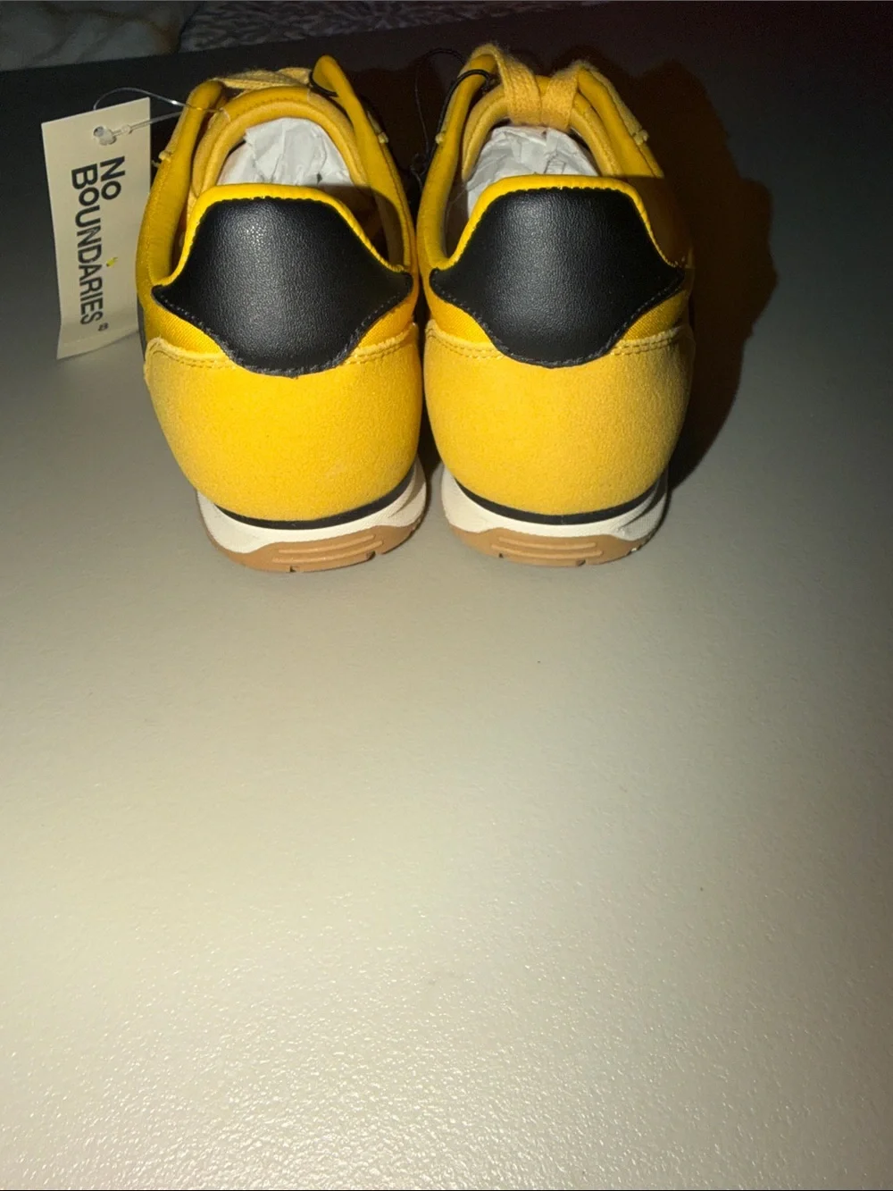 No Boundaries stylish low